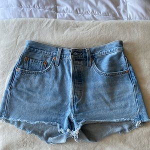 Levi’s shorts